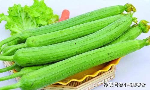 滑滑吃瓜,揭秘娱乐圈的甜蜜与苦涩