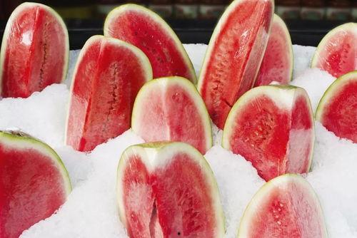 隔夜瓜吃死人,警惕食物安全风险