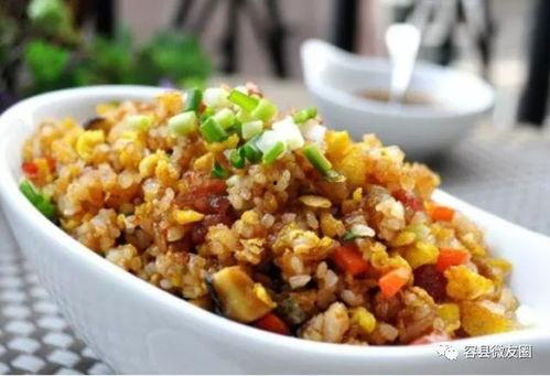 大瓜头吃炒饭图片,一勺一勺尝出人间烟火气